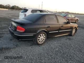 2004 Hyundai Sonata GLS с VIN KMHWF35H74A953650, выставлен на аукционе Copart как лот 75109914 с пробегом 131 062 миль миль и Чистый • Clean title. История ставок и продаж доступна на DreamBid. Изображение 3.