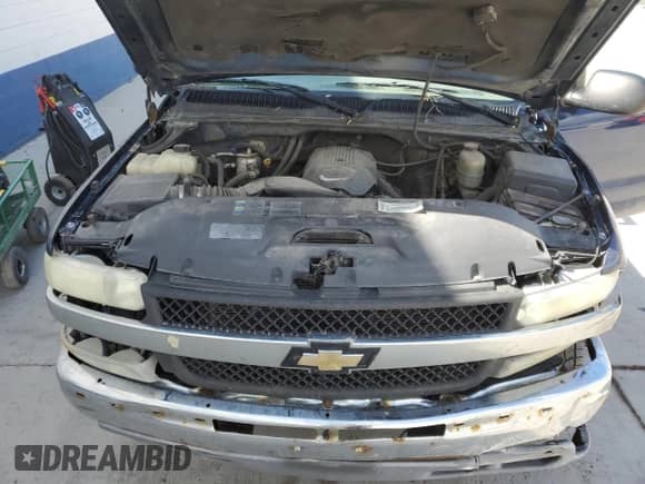 2002 Chevrolet Silverado 2500HD LS с VIN 1GCHK23U82F202656, выставлен на аукционе Copart как лот 61955935 с пробегом 284 423 миль миль и Списание • Salvage title. История ставок и продаж доступна на DreamBid. Изображение 11.