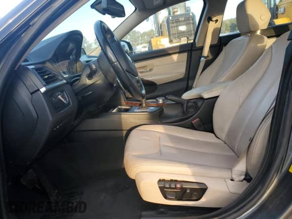 2015 BMW 4 Series 428i with VIN WBA4A5C57FD410456, listed as a Copart auction lot 84753995 with 165,977 mi miles and Clean title. Bid and sale history available at DreamBid. Image 7.