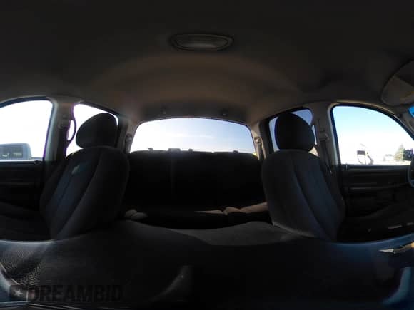 2002 Dodge 1500 with VIN 3D7HU18N22G173262, listed as a IAAI auction lot 42455229 with 395,848 mi miles and . Bid and sale history available at DreamBid. Image 18.
