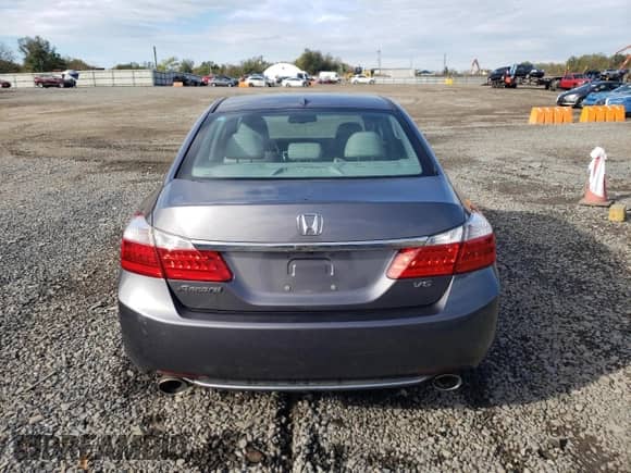 2014 Honda Accord EX-L with VIN 1HGCR3F84EA039615, listed as a Copart auction lot 86696185 with 93,446 mi miles and Salvage title. Bid and sale history available at DreamBid. Image 6.