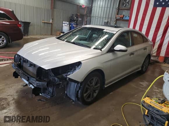 2019 Hyundai Sonata SEL with VIN 5NPE34AF5KH821527, listed as a Copart auction lot 70746465 with 102,227 mi miles and Salvage title. Bid and sale history available at DreamBid. Image 1.