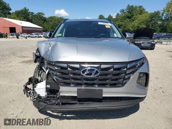 2024 Hyundai Tucson SEL with VIN 5NMJFCDE0RH336996, listed as a Copart auction lot 71384635 with 18,719 mi miles and Salvage title. Bid and sale history available at DreamBid. Image 5.