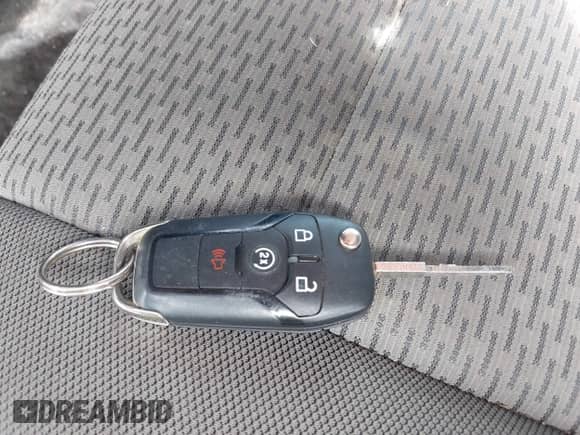 2016 Ford F-150 XLT z VIN 1FTEW1EG8GKF50593, wystawiony jako IAAI lot #43075198 z przebiegiem 88 693 mil mil oraz . Historia ofert i sprzedaży dostępna na DreamBid. Obrazek 11.