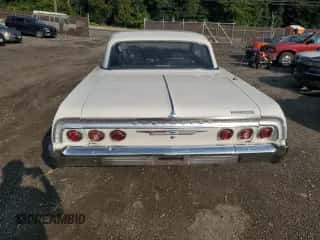 1964 Chevrolet Impala z VIN 41447F251462, wystawiony jako Copart lot #71599605 z przebiegiem 98 219 mil mil oraz Szkoda całkowita • Salvage title. Historia ofert i sprzedaży dostępna na DreamBid. Obrazek 6.