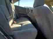 2002 Toyota Camry LE z VIN 4T1BE32K82U588621, wystawiony jako Copart lot #86985085 z przebiegiem 252 745 mil mil oraz Szkoda całkowita • Salvage title. Historia ofert i sprzedaży dostępna na DreamBid. Obrazek 10.