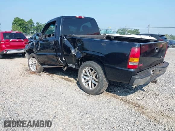 2002 GMC Sierra 1500 SLE z VIN 1GTEK14T52Z274044, wystawiony jako IAAI lot #42652944 z przebiegiem 154 078 mil mil oraz . Historia ofert i sprzedaży dostępna na DreamBid. Obrazek 3.
