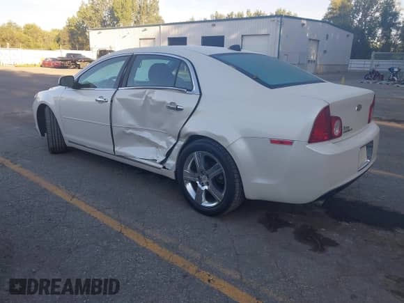 2012 Chevrolet Malibu 3LT с VIN 1G1ZF5E7XCF208325, выставлен на аукционе IAAI как лот 43339828 с пробегом 95 462 миль миль и . История ставок и продаж доступна на DreamBid. Изображение 3.