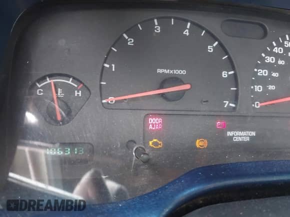 2003 Dodge Dakota with VIN 1D7FL16X83S140498, listed as a IAAI auction lot 43294302 with 106,313 mi miles and . Bid and sale history available at DreamBid. Image 7.