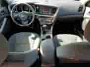 2015 Kia Optima LX с VIN KNAGM4A73F5649886, выставлен на аукционе Copart как лот 51450155 с пробегом 146 006 миль миль и Списание • Salvage title. История ставок и продаж доступна на DreamBid. Изображение 8.