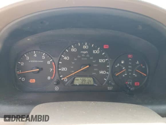 2001 Honda Accord EX z VIN 1HGCG66801A006371, wystawiony jako Copart lot #66953105 z przebiegiem 153 197 mil mil oraz Czysty tytuł • Clean title. Historia ofert i sprzedaży dostępna na DreamBid. Obrazek 9.