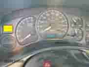 2001 GMC Sierra 1500 SLE z VIN 1GTEK19T01E336805, wystawiony jako Copart lot #82631185 z przebiegiem 223 096 mil mil oraz Szkoda całkowita • Salvage title. Historia ofert i sprzedaży dostępna na DreamBid. Obrazek 9.