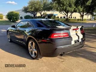 2014 Chevrolet Camaro LT z VIN 2G1FB1E3XE9279590, wystawiony jako Copart lot #84985385 z przebiegiem 122 458 mil mil oraz Czysty tytuł • Clean title. Historia ofert i sprzedaży dostępna na DreamBid. Obrazek 3.