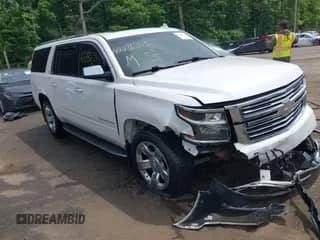 2016 Chevrolet Suburban LTZ с VIN 1GNSKJKC0GR223605, выставлен на аукционе IAAI как лот 42286313 с пробегом 172 895 миль миль и . История ставок и продаж доступна на DreamBid. Изображение 1.