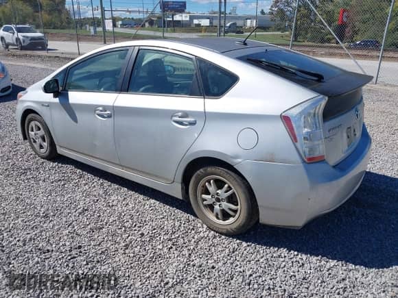2010 Toyota Prius III с VIN JTDKN3DU9A0007359, выставлен на аукционе IAAI как лот 43448031 с пробегом 319 133 миль миль и . История ставок и продаж доступна на DreamBid. Изображение 3.