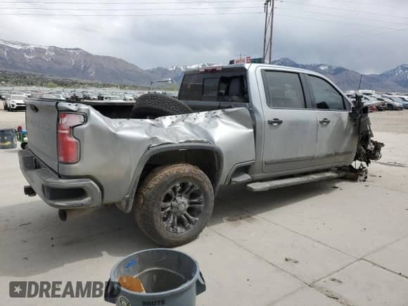 2025 Chevrolet Silverado 3500 с VIN 2GC4KVEY1S1146891, выставлен на аукционе Copart как лот 53612395 с пробегом 16 560 миль миль и Списание • Salvage title. История ставок и продаж доступна на DreamBid. Изображение 3.