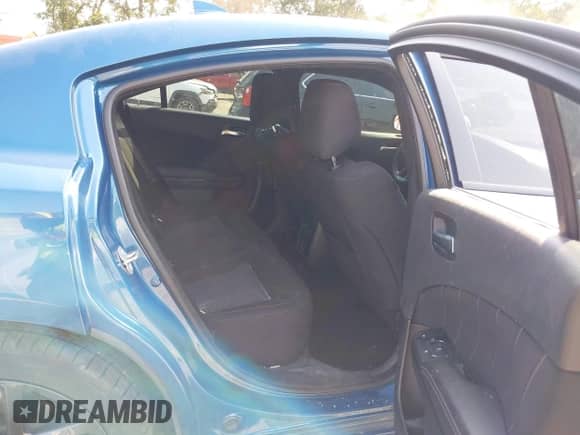 2023 Dodge Charger SXT z VIN 2C3CDXBG2PH598476, wystawiony jako IAAI lot #43249548 z przebiegiem 54 681 mil mil oraz . Historia ofert i sprzedaży dostępna na DreamBid. Obrazek 8.