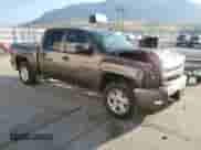 2008 Chevrolet Silverado 1500 LTZ with VIN 2GCEK13M981163623, listed as a Copart auction lot 70932835 with 158,096 mi miles and Salvage title. Bid and sale history available at DreamBid. Image 4.
