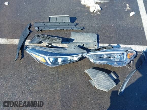 2021 Hyundai Tucson SEL with VIN KM8J3CAL0MU377122, listed as a IAAI auction lot 41808833 with 68,274 mi miles and . Bid and sale history available at DreamBid. Image 12.