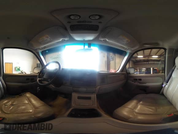 2002 Chevrolet Suburban LS with VIN 1GNFK16Z72J263641, listed as a IAAI auction lot 41549592 with Not provided miles and . Bid and sale history available at DreamBid. Image 18.