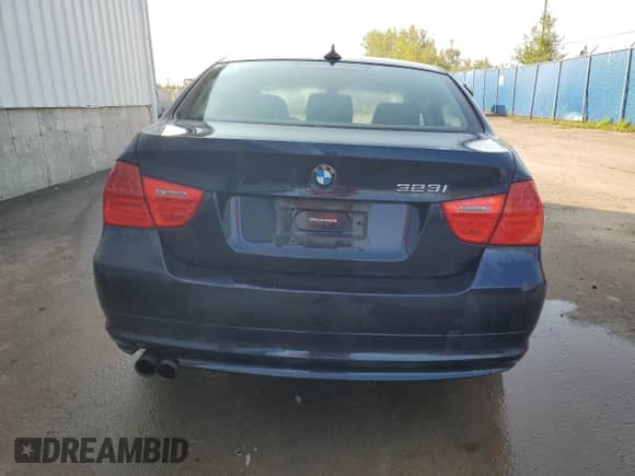 2010 BMW 3 Series 323i с VIN WBAPG7C5XAA794413, выставлен на аукционе Copart как лот 80821145 с пробегом 259 630 миль миль и Списание • Salvage title. История ставок и продаж доступна на DreamBid. Изображение 6.