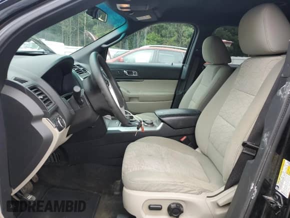 2011 Ford Explorer with VIN 1FMHK8B80BGA33729, listed as a Copart auction lot 67845925 with 236,026 mi miles and Salvage title. Bid and sale history available at DreamBid. Image 7.