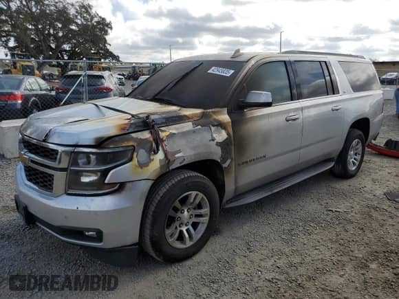 2018 Chevrolet Suburban LT z VIN 1GNSKHKC1JR304841, wystawiony jako Copart lot #45272825 z przebiegiem Nie podano mil oraz Szkoda całkowita • Salvage title. Historia ofert i sprzedaży dostępna na DreamBid. Obrazek 1.