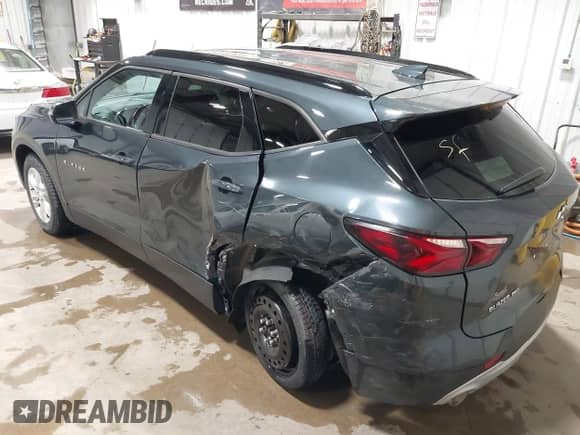 2019 Chevrolet Blazer with VIN 3GNKBGRS3KS692872, listed as a IAAI auction lot 42609637 with 100,668 mi miles and . Bid and sale history available at DreamBid. Image 3.