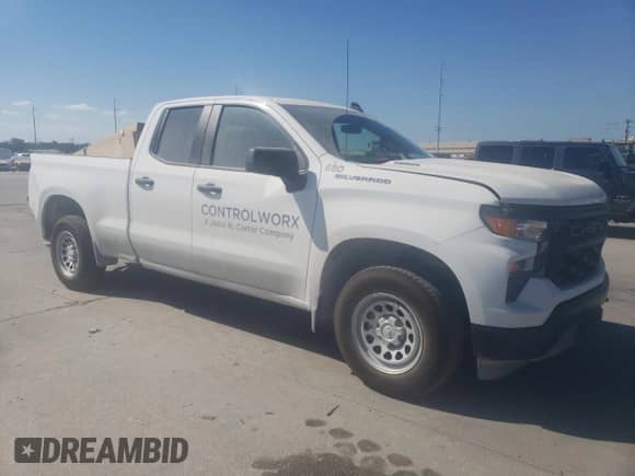 2024 Chevrolet Silverado 1500 Work Truck with VIN 1GCRAAEK6RZ343697, listed as a Copart auction lot 74758164 with 910 mi miles and Salvage title. Bid and sale history available at DreamBid. Image 4.
