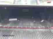 2013 Chevrolet Silverado 1500 Work Truck z VIN 1GCNCPEX3DZ308907, wystawiony jako IAAI lot #42828574 z przebiegiem 22 421 mil mil oraz . Historia ofert i sprzedaży dostępna na DreamBid. Obrazek 8.