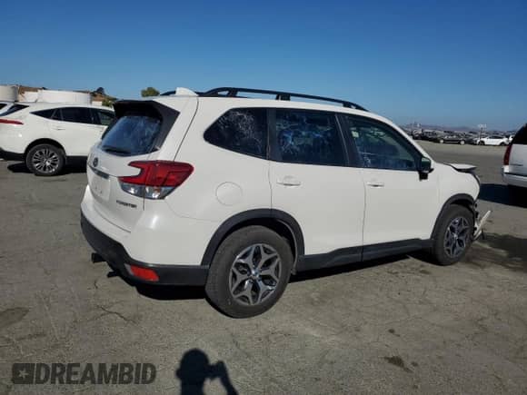 2023 Subaru Forester Premium z VIN JF2SKAEC0PH444536, wystawiony jako Copart lot #80749905 z przebiegiem 30 259 mil mil oraz Szkoda całkowita • Salvage title. Historia ofert i sprzedaży dostępna na DreamBid. Obrazek 3.