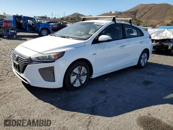 2019 Hyundai Ioniq Blue z VIN KMHC65LC9KU130865, wystawiony jako Copart lot #90495975 z przebiegiem 175 092 mil mil oraz Czysty tytuł • Clean title. Historia ofert i sprzedaży dostępna na DreamBid. Obrazek 1.
