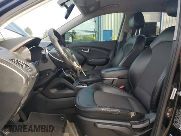 2011 Hyundai Tucson Limited с VIN KM8JU3AC4BU257723, выставлен на аукционе Copart как лот 82395245 с пробегом 207 559 миль миль и Списание • Salvage title. История ставок и продаж доступна на DreamBid. Изображение 7.