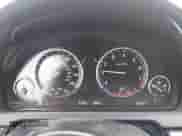 2015 BMW 5 Series 535i Gran Turismo z VIN WBA5M2C5XFD872228, wystawiony jako IAAI lot #42737501 z przebiegiem 71 027 mil mil oraz . Historia ofert i sprzedaży dostępna na DreamBid. Obrazek 7.