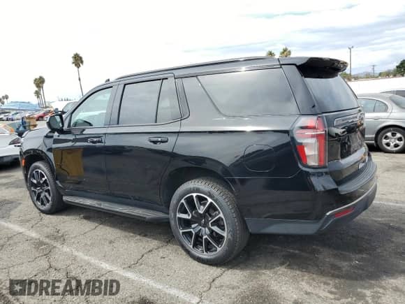 2021 Chevrolet Tahoe RST z VIN 1GNSKRKD3MR493091, wystawiony jako Copart lot #80926665 z przebiegiem 56 944 mil mil oraz Szkoda całkowita • Salvage title. Historia ofert i sprzedaży dostępna na DreamBid. Obrazek 2.