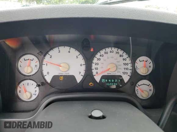 2008 Dodge 1500 ST with VIN 1D7HA18K38J238870, listed as a Copart auction lot 70548815 with 162,074 mi miles and Salvage title. Bid and sale history available at DreamBid. Image 9.