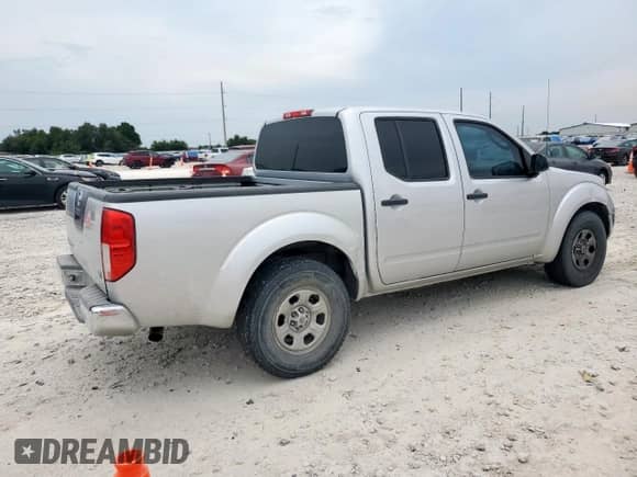 2010 Nissan Frontier SE с VIN 1N6AD0ER3AC434460, выставлен на аукционе Copart как лот 68514785 с пробегом 216 412 миль миль и Списание • Salvage title. История ставок и продаж доступна на DreamBid. Изображение 3.