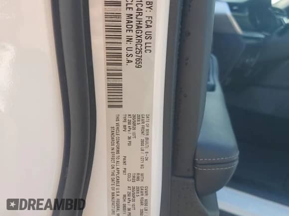 2024 Jeep Grand Cherokee Altitude X with VIN 1C4RJHAGXRC257659, listed as a Copart auction lot 62990445 with 197 mi miles and Salvage title. Bid and sale history available at DreamBid. Image 13.