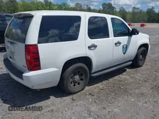 2008 Chevrolet Tahoe Police z VIN 1GNEC03058R267433, wystawiony jako IAAI lot #41957946 z przebiegiem 147 374 mil mil oraz . Historia ofert i sprzedaży dostępna na DreamBid. Obrazek 4.
