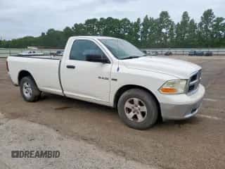 2009 Dodge 1500 SLT with VIN 1D3HB16T09J517575, listed as a Copart auction lot 66301545 with 152,948 mi miles and Clean title. Bid and sale history available at DreamBid. Image 4.