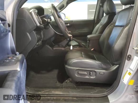 2020 Toyota Tacoma TRD Off Road с VIN 5TFCZ5AN9LX225426, выставлен на аукционе Copart как лот 85274475 с пробегом 55 086 миль миль и Списание • Salvage title. История ставок и продаж доступна на DreamBid. Изображение 7.
