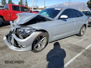 2018 BMW 3 Series 330i xDrive с VIN WBA8Z9C52JG828738, выставлен на аукционе Copart как лот 42131075 с пробегом Не указан миль и Списание • Salvage title. История ставок и продаж доступна на DreamBid. Изображение 1.