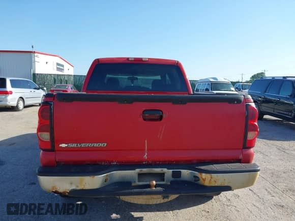 2007 Chevrolet Silverado 1500 LS с VIN 2GCEK13V671100471, выставлен на аукционе IAAI как лот 42540545 с пробегом Не указан миль и . История ставок и продаж доступна на DreamBid. Изображение 16.