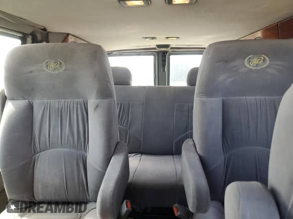 1999 Chevrolet Astro Cargo YF7 с VIN 1GBDM19W3XB109364, выставлен на аукционе Copart как лот 52816735 с пробегом 186 580 миль миль и Списание • Salvage title. История ставок и продаж доступна на DreamBid. Изображение 10.