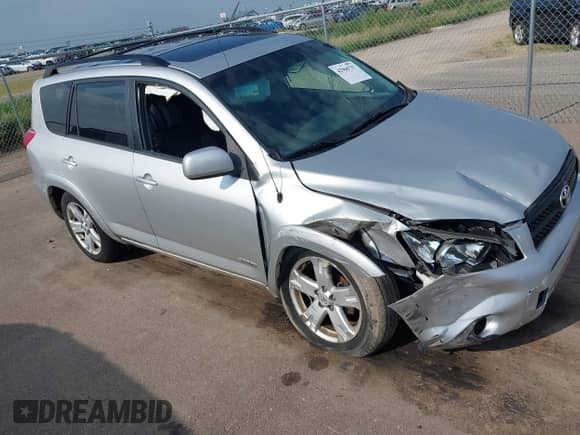 2008 Toyota RAV4 Sport with VIN JTMBD32V386070897, listed as a IAAI auction lot 42966737 with 209,813 mi miles and . Bid and sale history available at DreamBid. Image 1.