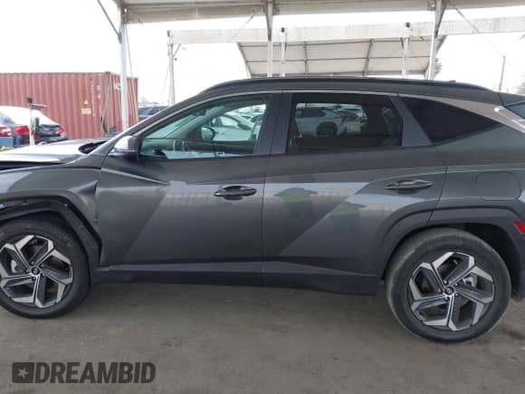2024 Hyundai Tucson SEL Convenience with VIN KM8JCCD18RU177994, listed as a IAAI auction lot 43077380 with 13,729 mi miles and . Bid and sale history available at DreamBid. Image 15.