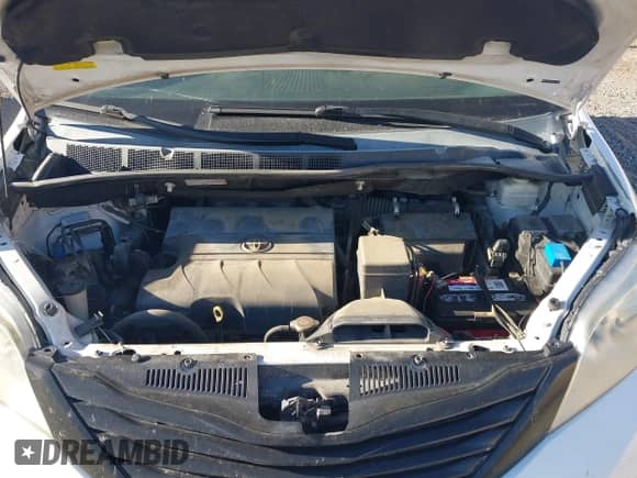 2013 Toyota Sienna L with VIN 5TDZK3DC4DS357028, listed as a IAAI auction lot 43496567 with 294,032 mi miles and . Bid and sale history available at DreamBid. Image 10.