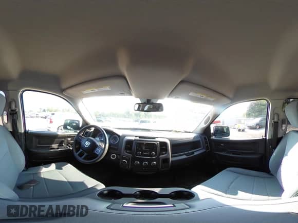 2018 Ram 1500 Express с VIN 1C6RR7FT3JS218244, выставлен на аукционе IAAI как лот 42452712 с пробегом 80 610 миль миль и . История ставок и продаж доступна на DreamBid. Изображение 18.