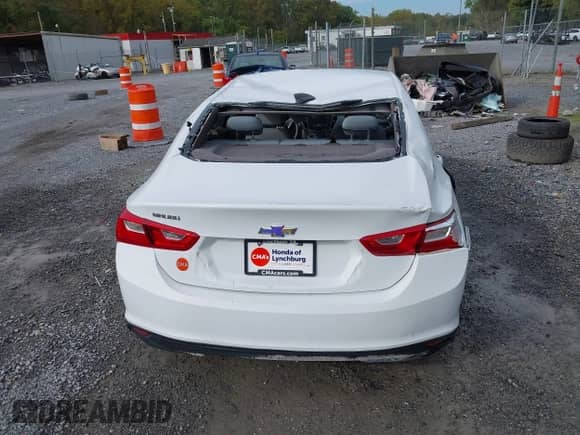 2018 Chevrolet Malibu LS z VIN 1G1ZB5ST7JF277595, wystawiony jako IAAI lot #43289380 z przebiegiem 62 729 mil mil oraz . Historia ofert i sprzedaży dostępna na DreamBid. Obrazek 15.