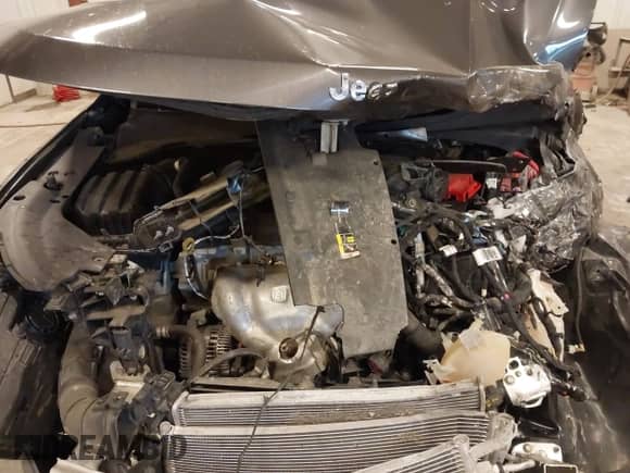 2020 Jeep Compass Limited with VIN 3C4NJDCB5LT163855, listed as a IAAI auction lot 43181038 with Not provided miles and . Bid and sale history available at DreamBid. Image 10.